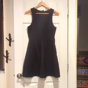 The BEST little black dress